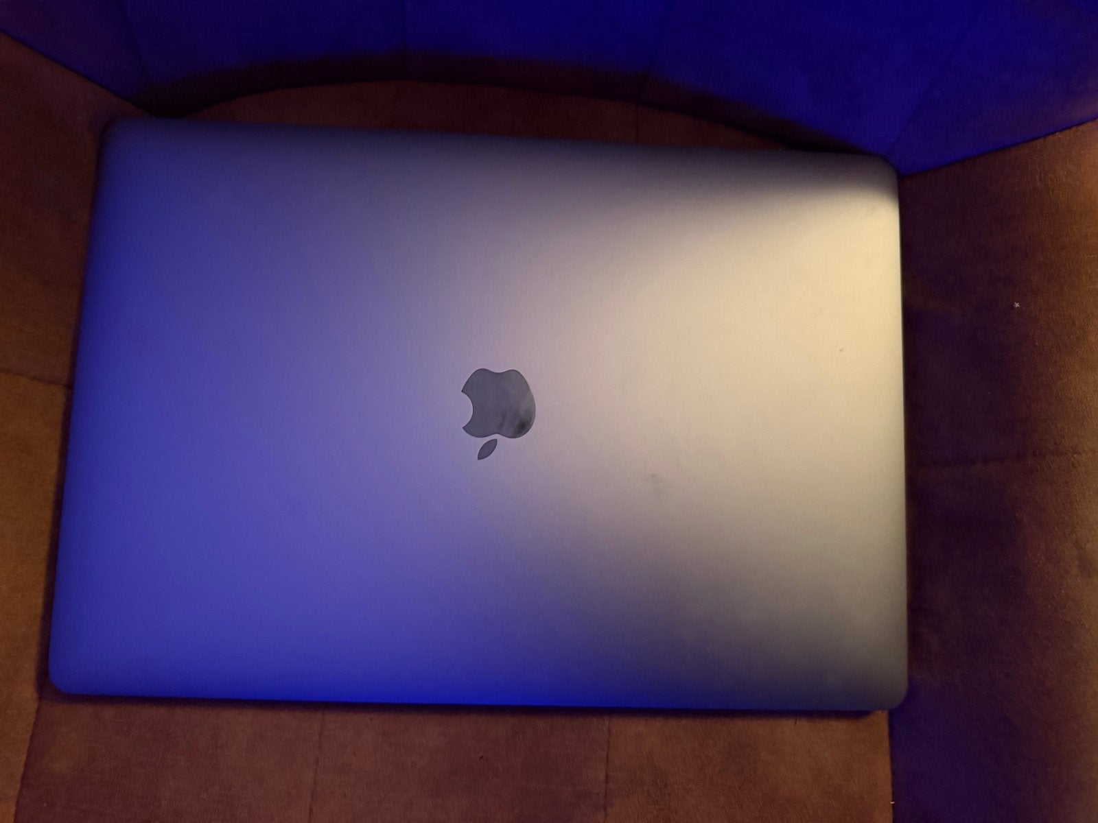 MacBook Pro 2019  i9 - 99 cycli, incl. originele oplader, Computers en Software, MacBook Pro, 2 tot 3 Ghz, 512 GB, Ophalen of Verzenden