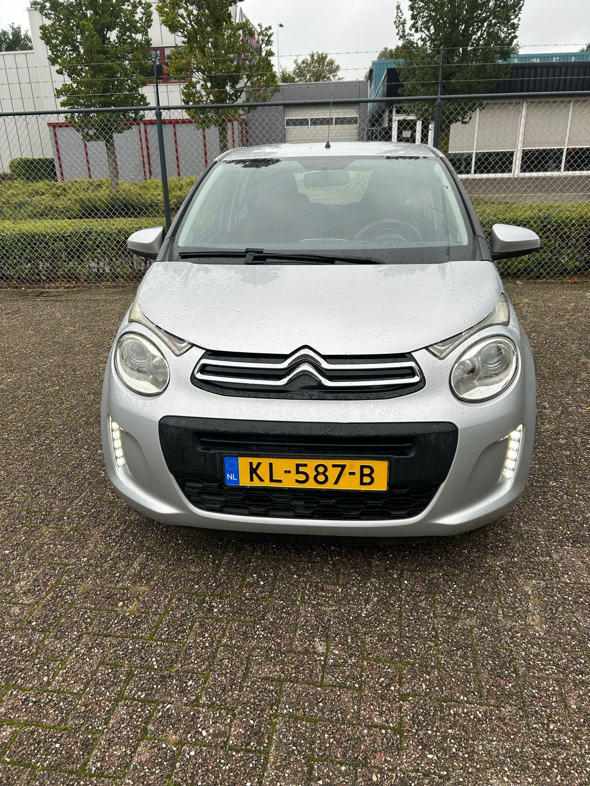 Citroën C1 1.0 VTi Airscape 68PK S&S 5D 2016 Grijs, Auto's, Voorwielaandrijving, 4 stoelen, C1, Origineel Nederlands
