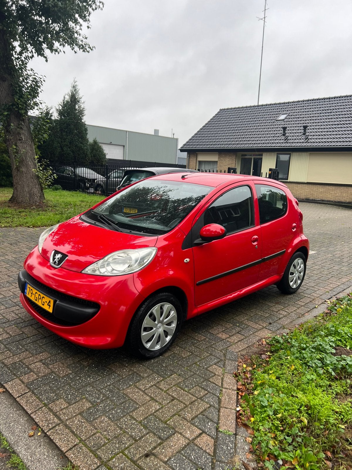 Peugeot 107 1.0 5DR 2008 Rood | NW APK | 4X NW BANDEN | NAP, Auto's, Voorwielaandrijving, Stof, 68 pk, Origineel Nederlands