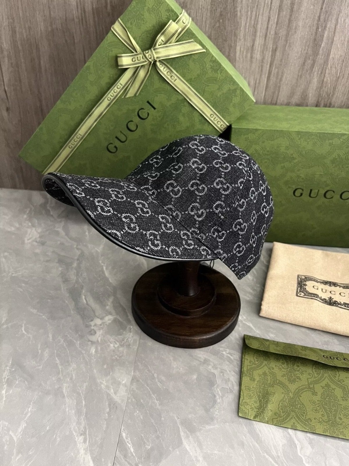 Gucci pet nieuw, Kleding | Dames, Ophalen of Verzenden, Nieuw, One size fits all, Pet