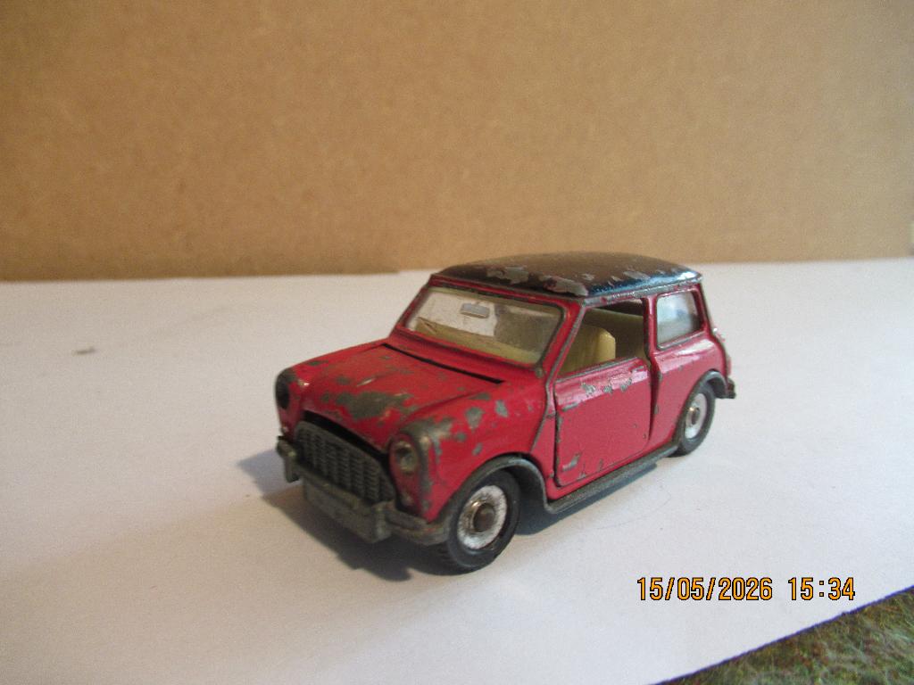 Dinky toy mini minor, Ophalen of Verzenden, Gebruikt, Auto, Dinky Toys