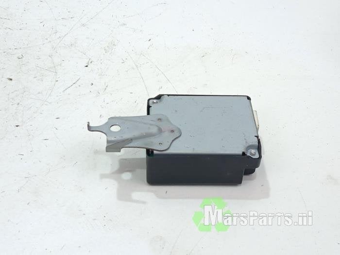 Foto 3 van Module keyless vehicle van een Toyota Rav-4