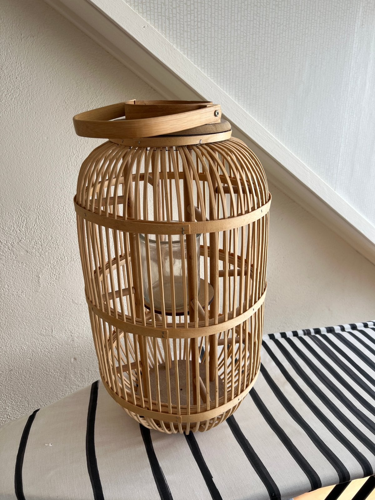 Mooie lantaarn rotan, Ophalen, Zo goed als nieuw, Hout