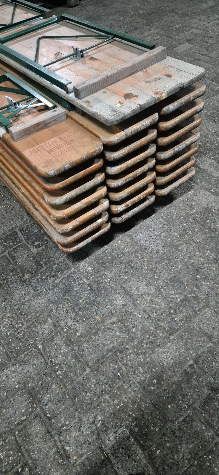 biertafels bierbankjes partij, Ophalen, Geen, Rechthoekig, Hout