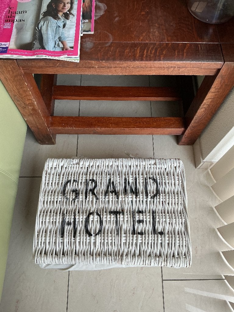 Mand van riveira maison, Ophalen of Verzenden, Aardewerk, Overige stijlen, Overige typen