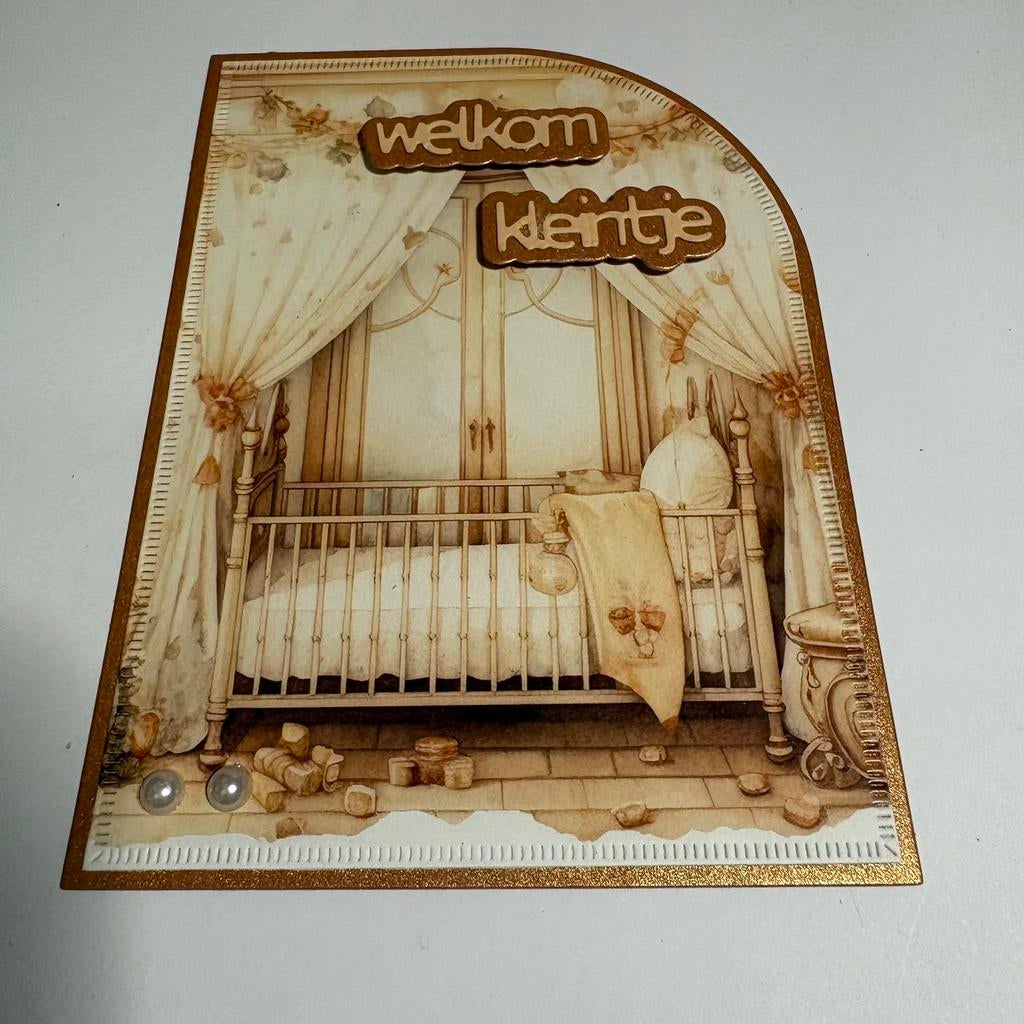 Crealies / paper favourites enkele baby kaart 4, Hobby en Vrije tijd, Ophalen of Verzenden, Zo goed als nieuw, Overige thema's