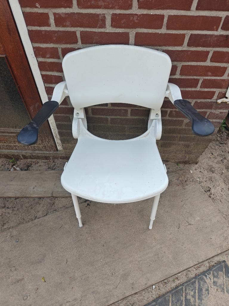 badkamer stoel, Ophalen, Overige typen, 50 tot 100 cm, Zo goed als nieuw
