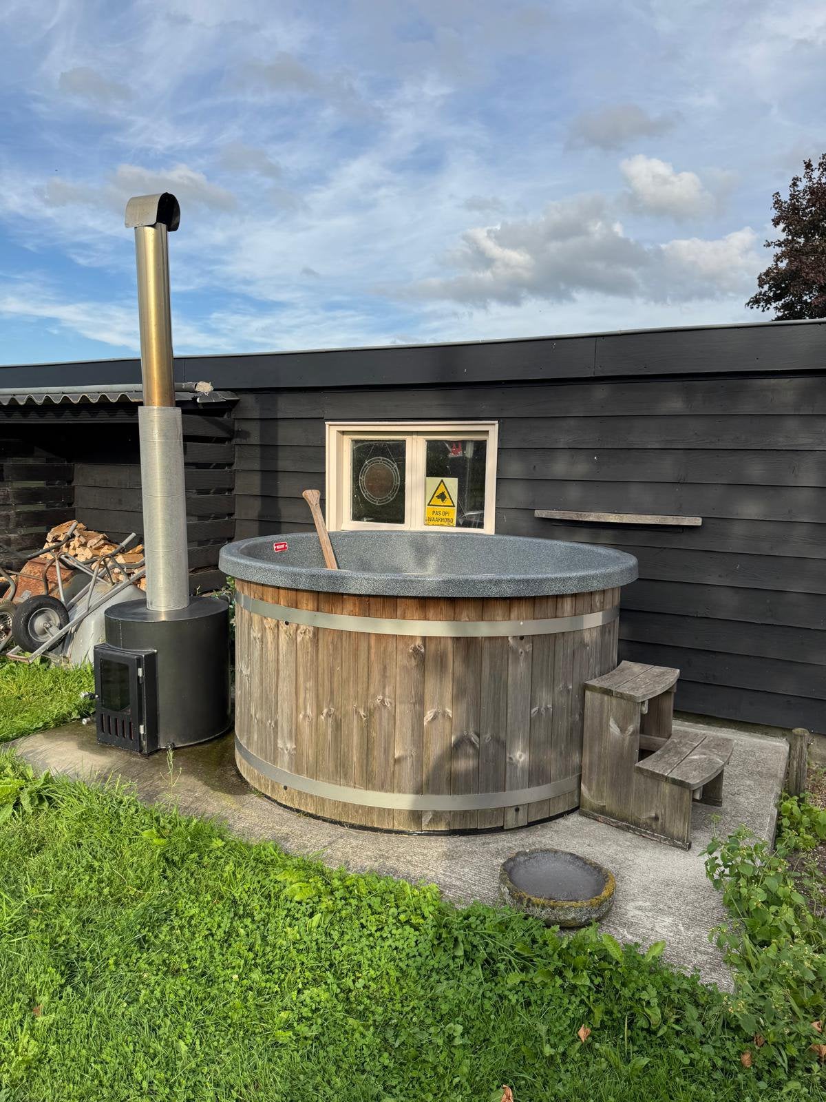 Hottub / Welltub, Ophalen of Verzenden, Zo goed als nieuw, Vast