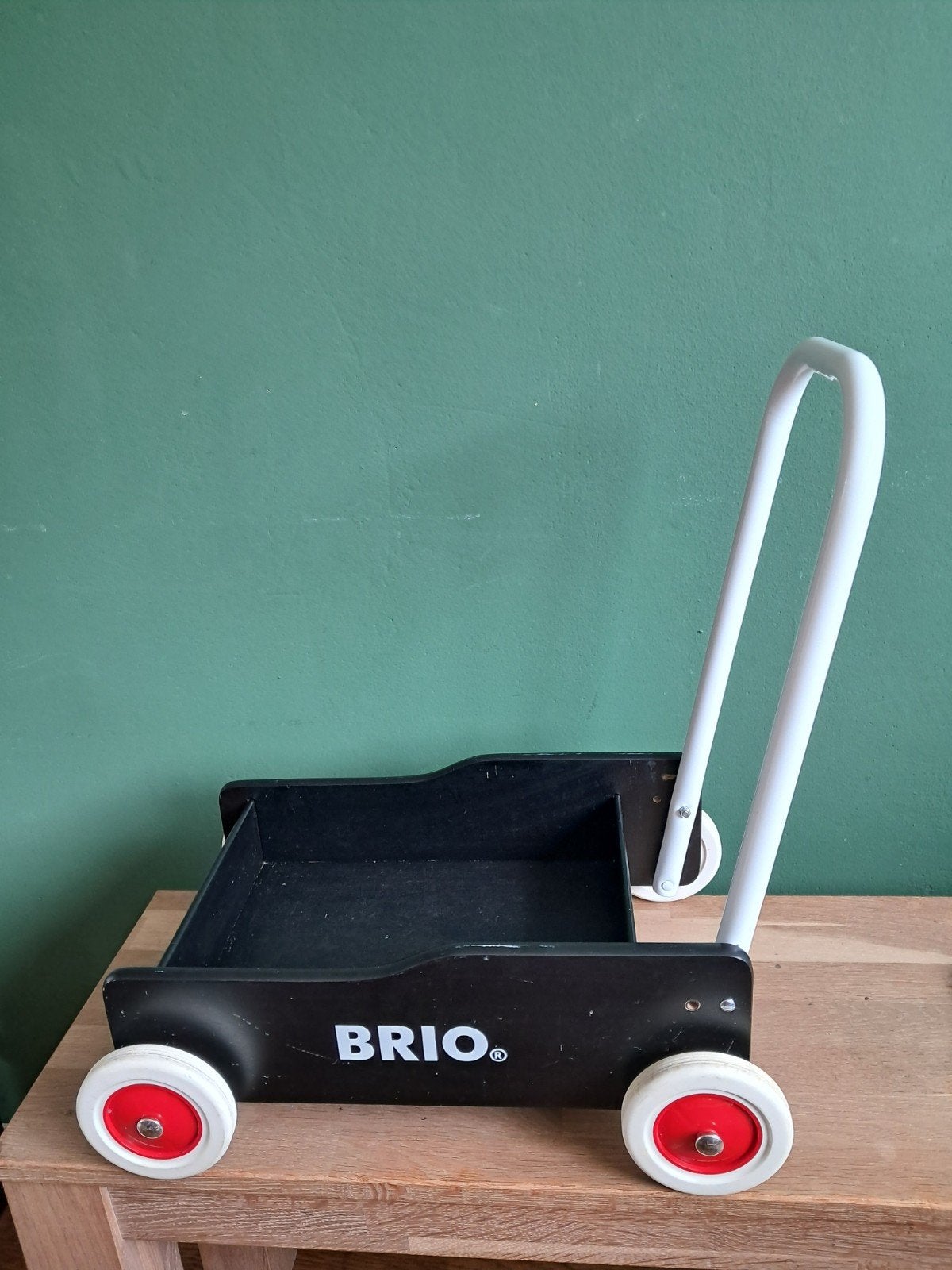 De Groene Merel houten Brio duwkar zwart, Kinderen en Baby's, Ophalen