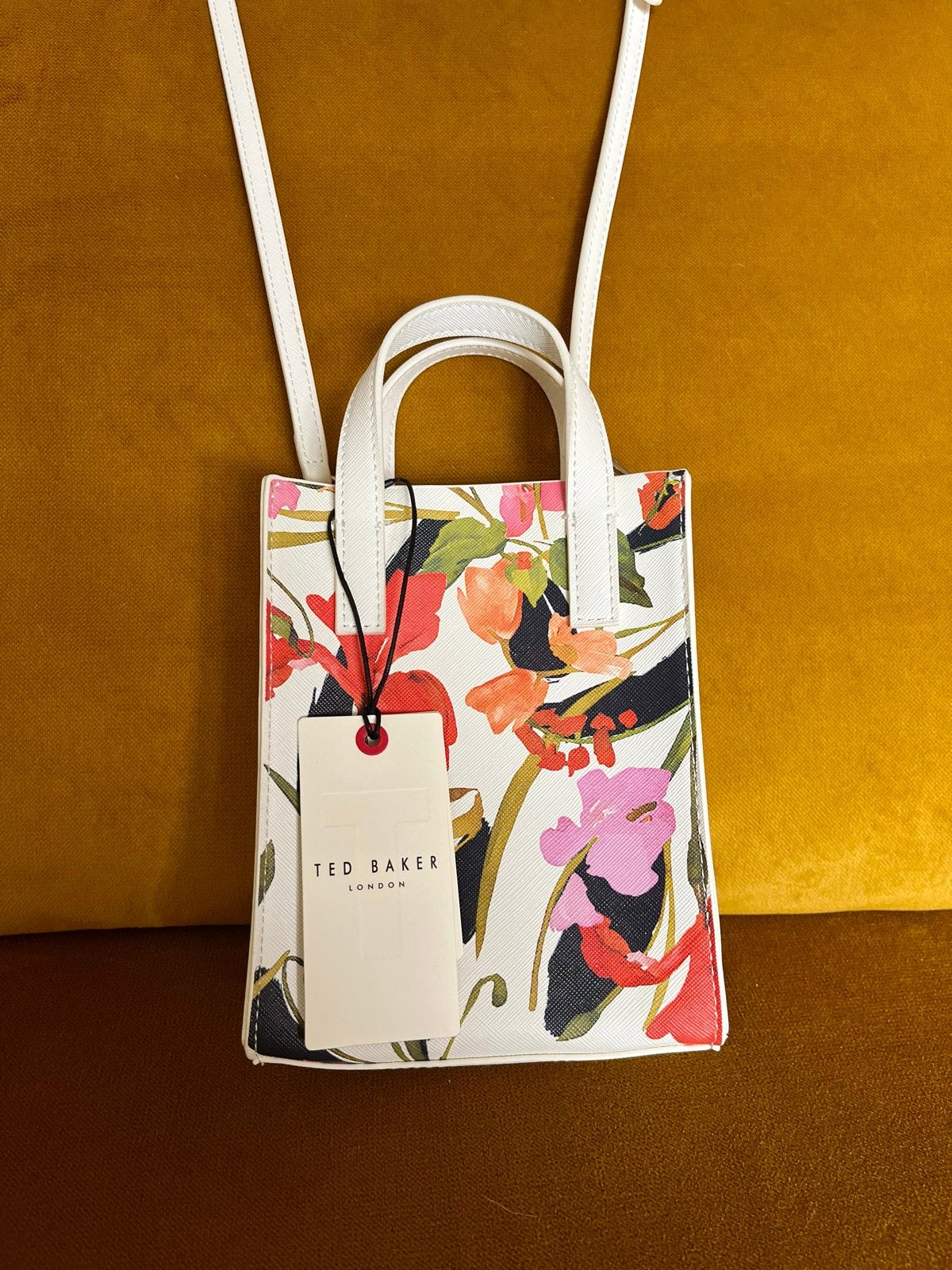 Ted Baker mini icon bag NIEUW, Ophalen of Verzenden, Nieuw, Wit, Avondtasje
