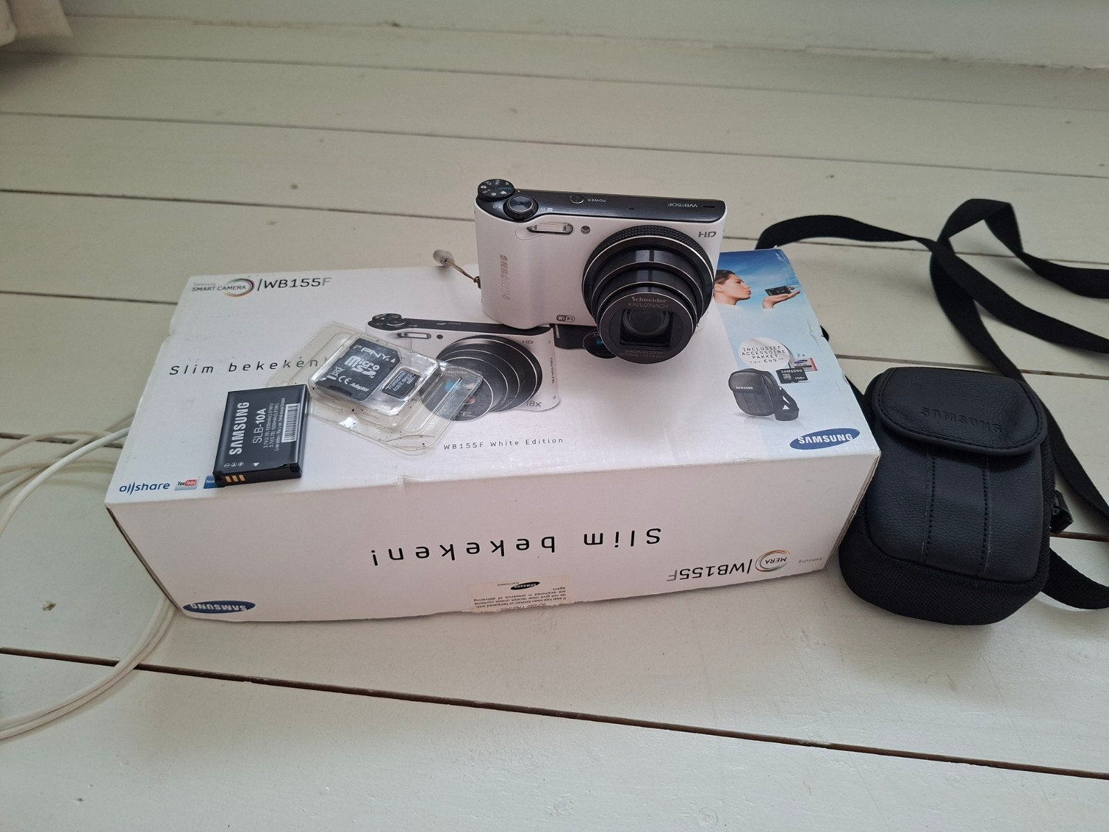 Samsung WB155F Smart Camera - Wit met WiFi en 18x Zoom, Geheugenkaart, Ophalen of Verzenden, Zo goed als nieuw, Compactcamera
