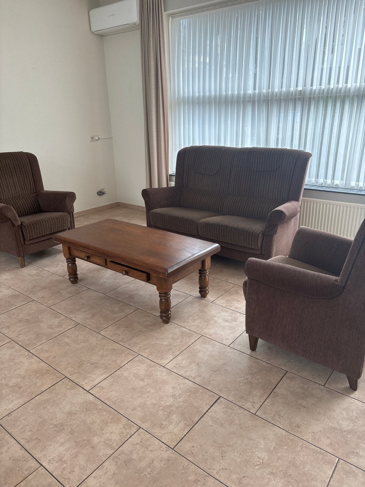 Comfortabele Senioren Bank met Twee Fauteuils, Ophalen, Gebruikt, 150 tot 200 cm, Tweepersoons