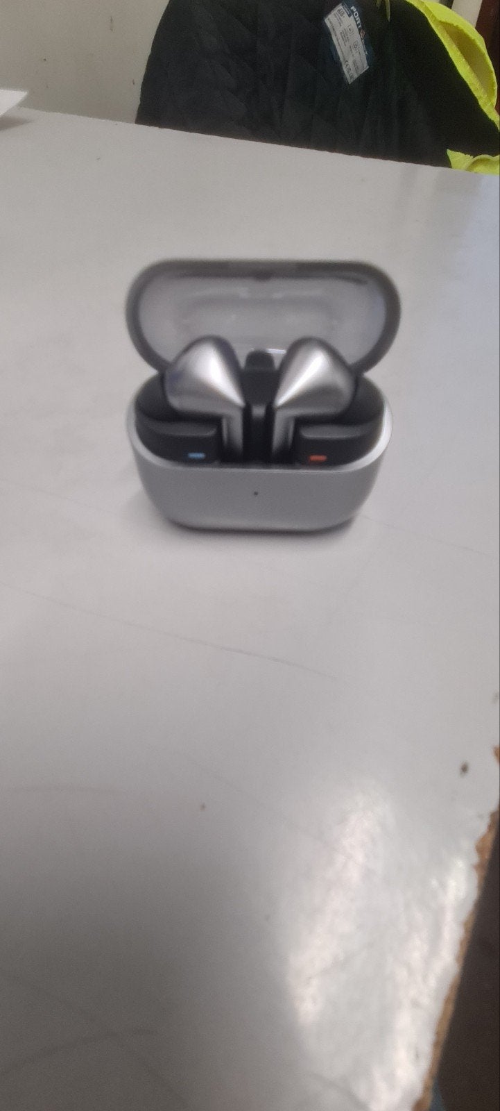 Samsung Buds 3 Pro Draadloze In-ear Koptelefoon, Ophalen, In-ear, Zo goed als nieuw, Grijs