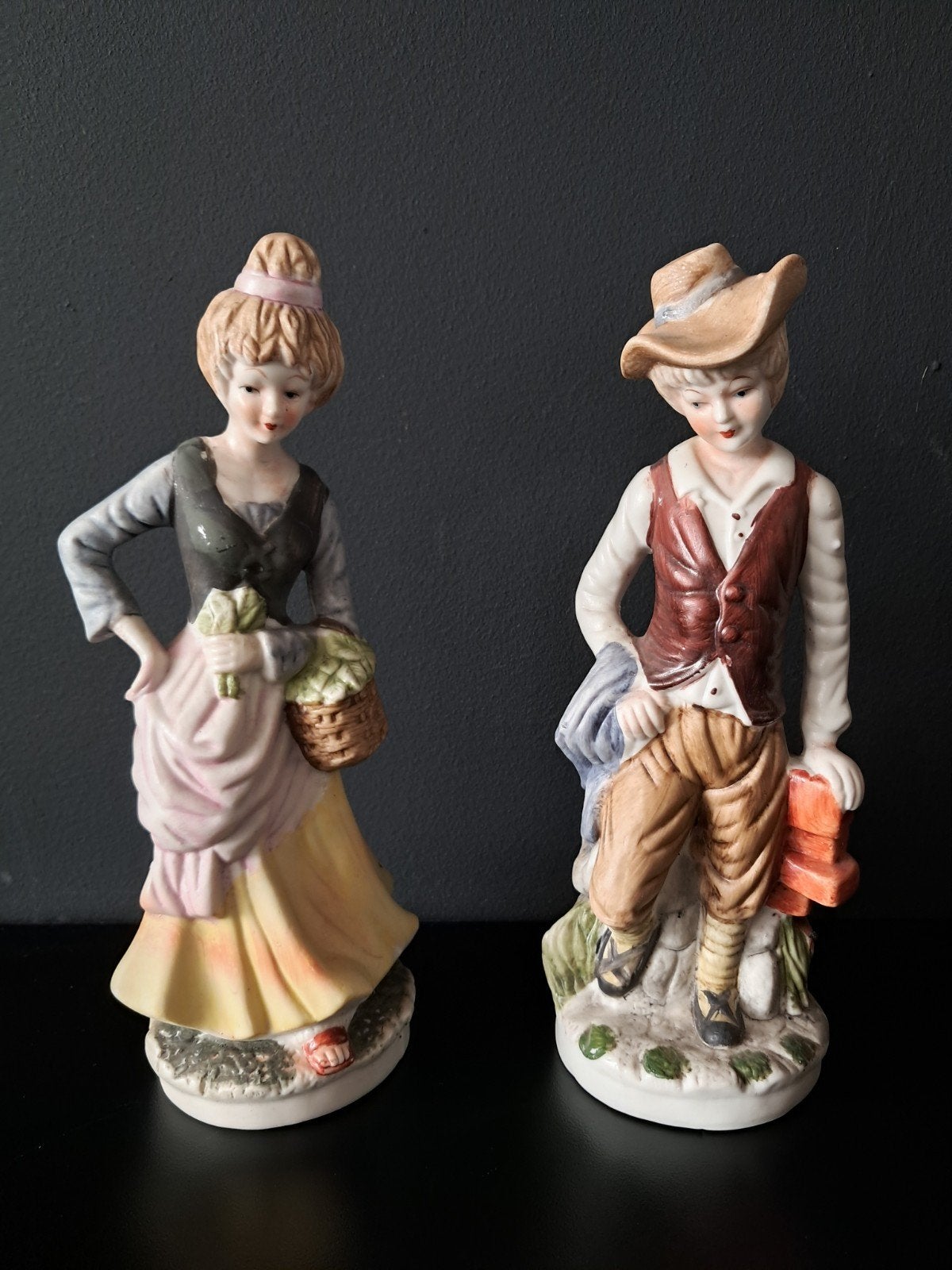 Vintage beeldjes Capodimonte, boer & boerin, Ophalen of Verzenden, Zo goed als nieuw, Mens