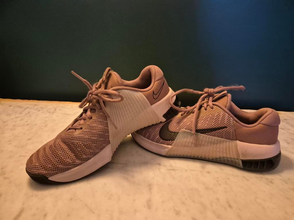 Nike Metcon dames crossfit schoenen - maat 39, Sportschoenen, Nike, Ophalen of Verzenden, Roze