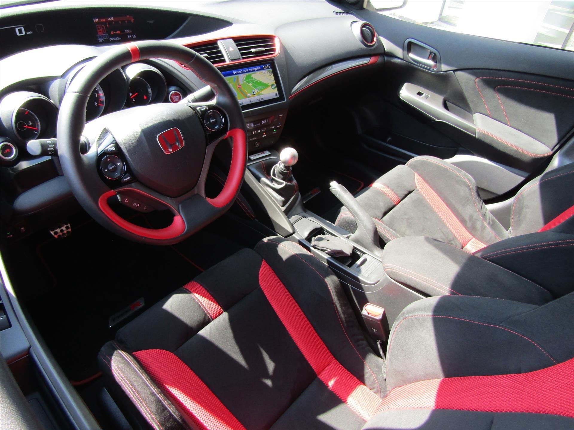Honda Civic 2.0 i-VTEC 310pk Type R GT. UNIEKE AUTO 6483 KM, Auto's, Gebruikt, Zwart, 4 cilinders, 4 stoelen