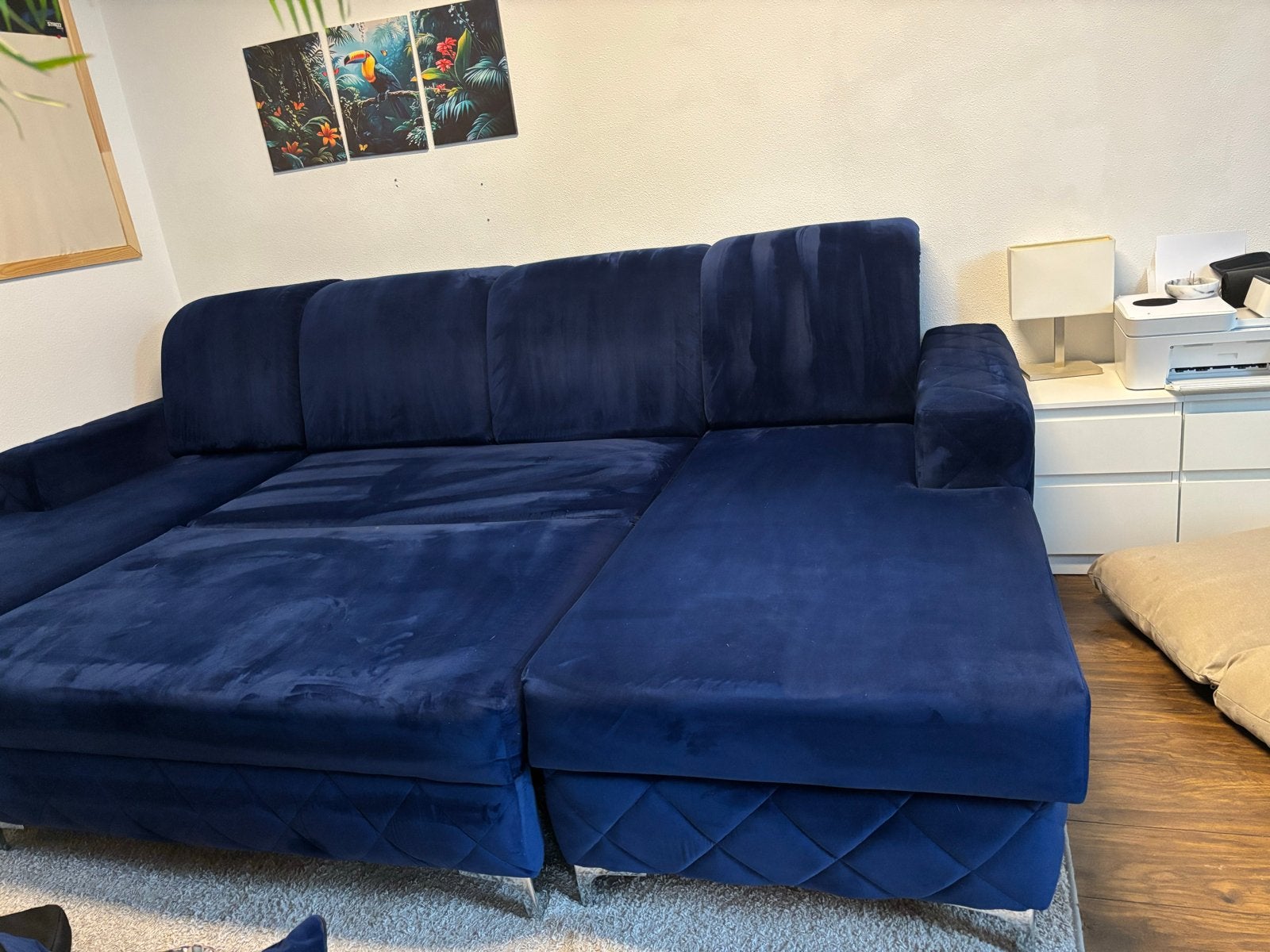 Foto 14 van Grote blauwe velours slaapbank met opbergruimte