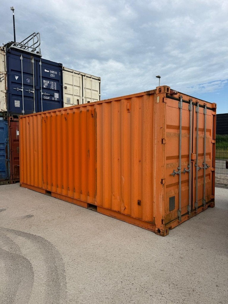 20 ft container + schaftunit, Ophalen, Gebruikt