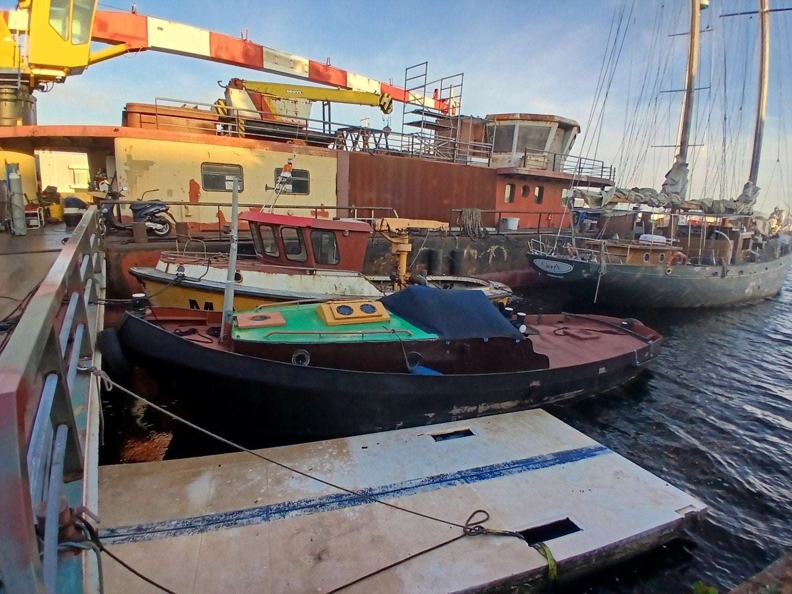 Kleine sleepboot zoekt werk - Ideaal voor diverse taken, Ophalen of Verzenden