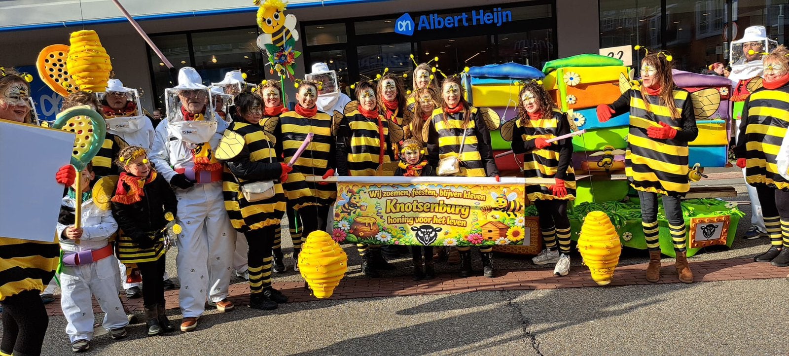 Loopgroep bijen imkers, Ophalen