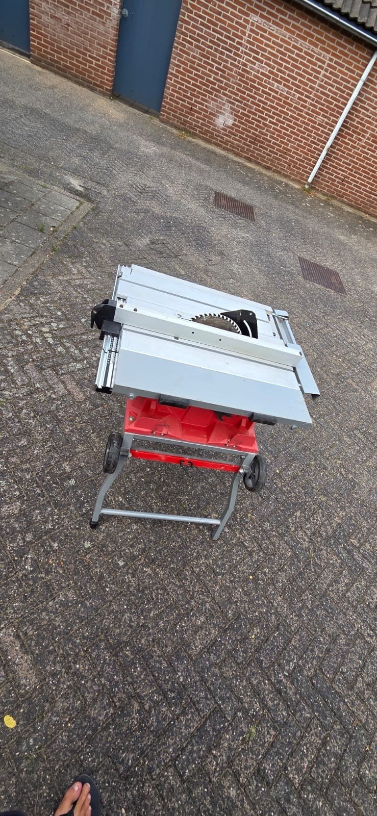 Einhell Compressor TC-AC 240/50/10 OF & Cirkelzaagmachine, Doe-het-zelf en Verbouw, Ophalen