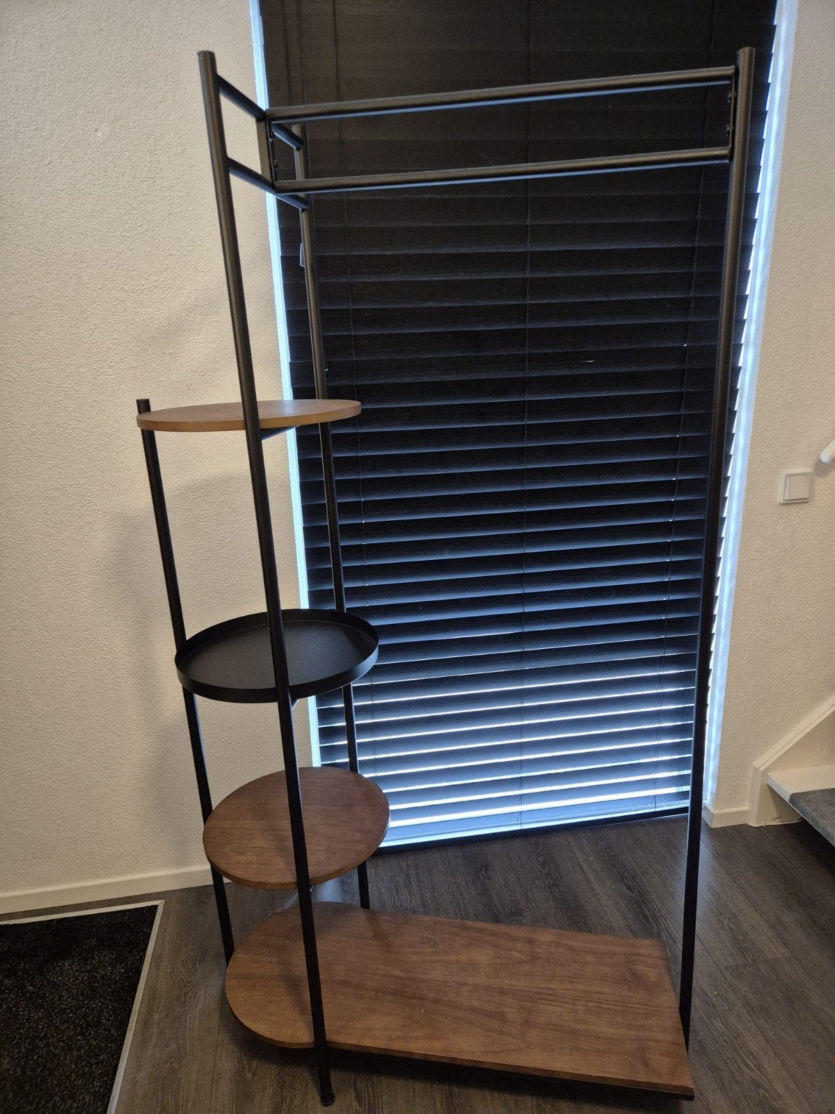 Kledingrek met planken - Modern en functioneel, Ophalen