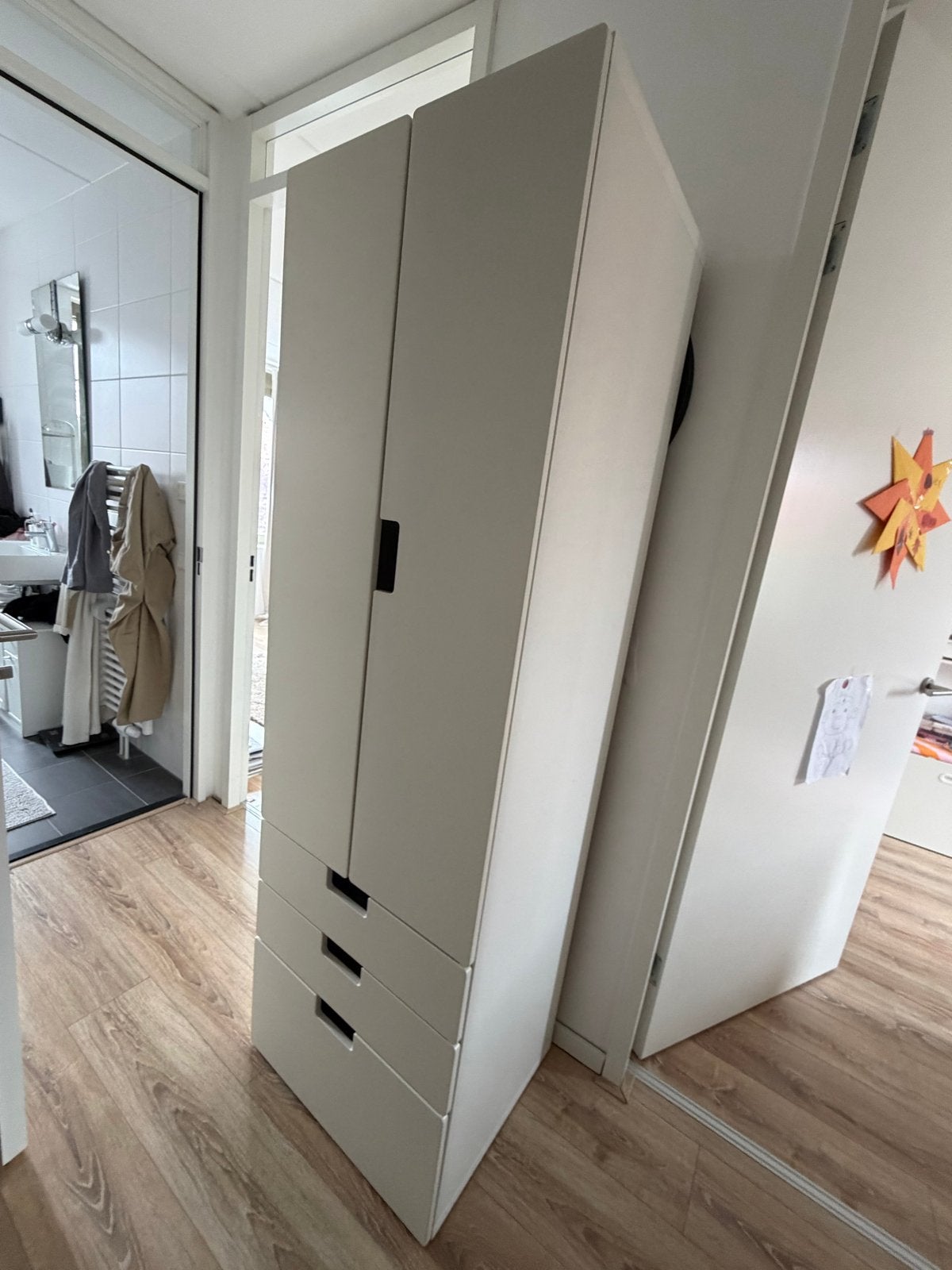 Ikea Smastad Kledingkast wit, Ophalen, 50 tot 100 cm, Zo goed als nieuw, Met lade(s)