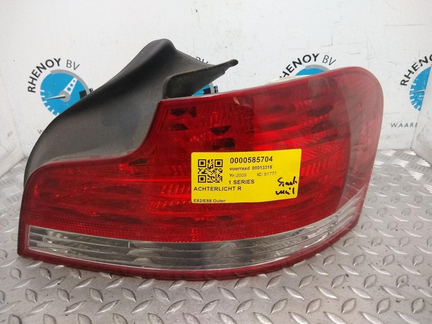 BMW 1 SERIES 118I EXECUTIVE ACHTERLICHT R 2009, Ophalen of Verzenden, Gebruikt, Stiba lid