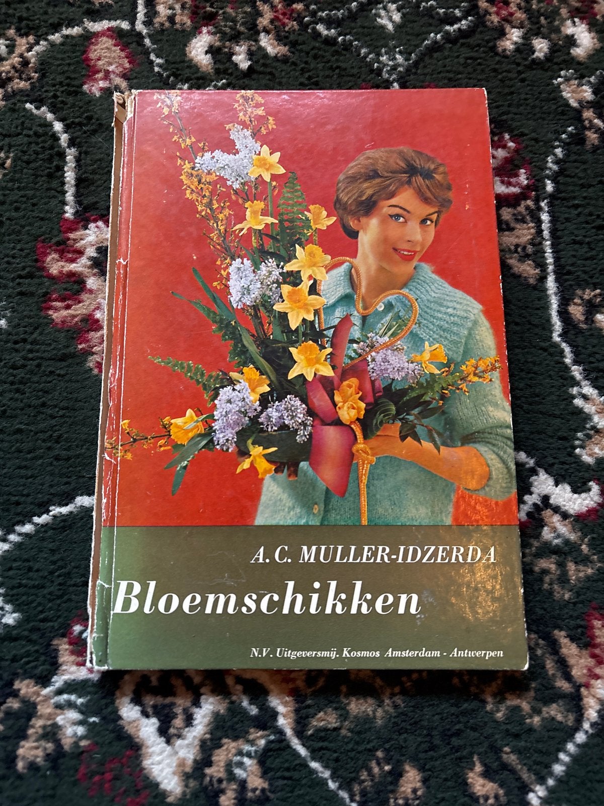 Bloemschikken door A.C. Muller-Idzerda - Vintage Boek, Ophalen of Verzenden, Gelezen, Bloemschikken, Groendecoratie
