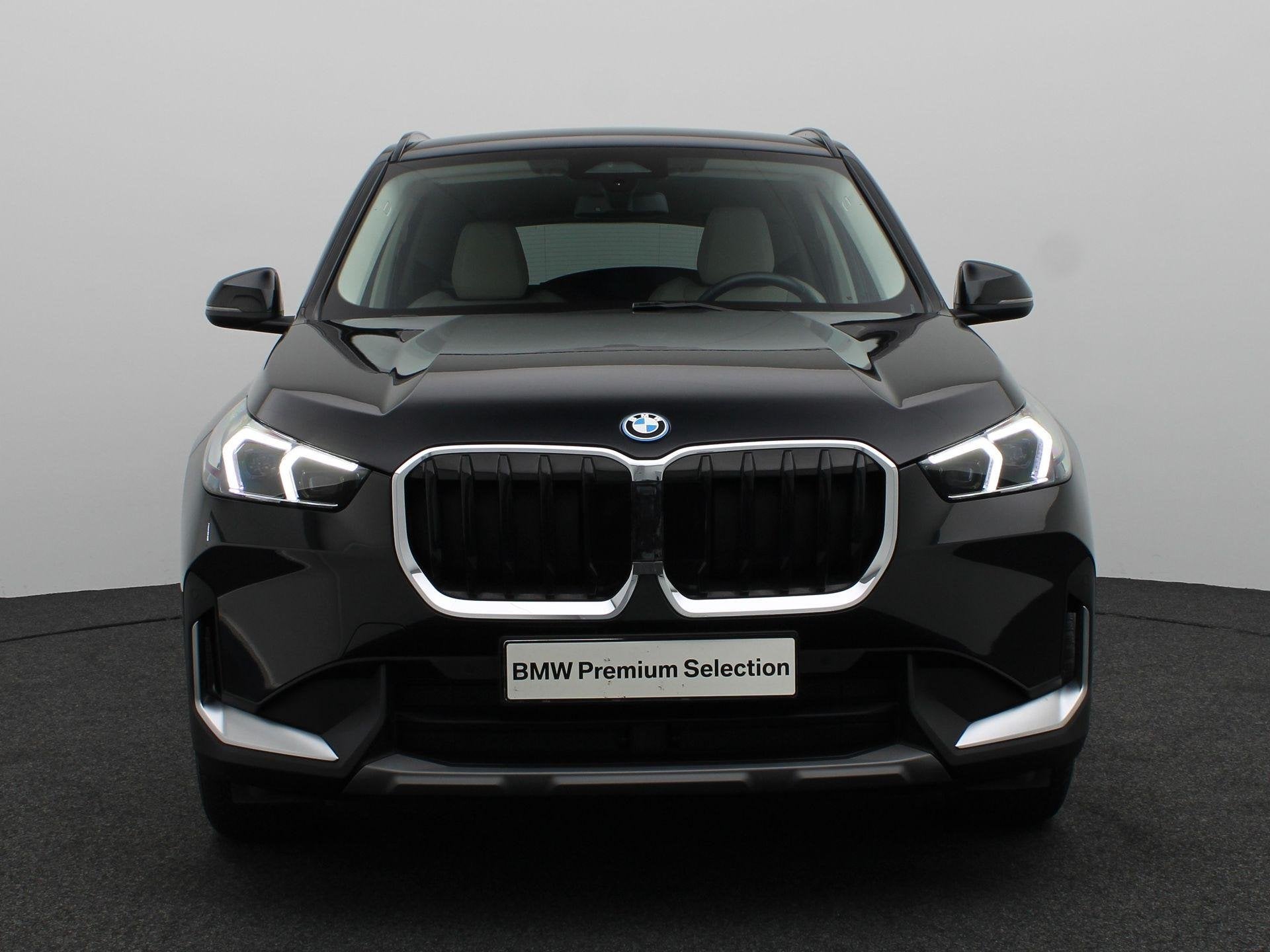 BMW X1 xDrive30e Widescreen Display | Comfort Access | Groot, Stof, Euro 6, Plug-in hybride, Vierwielaandrijving