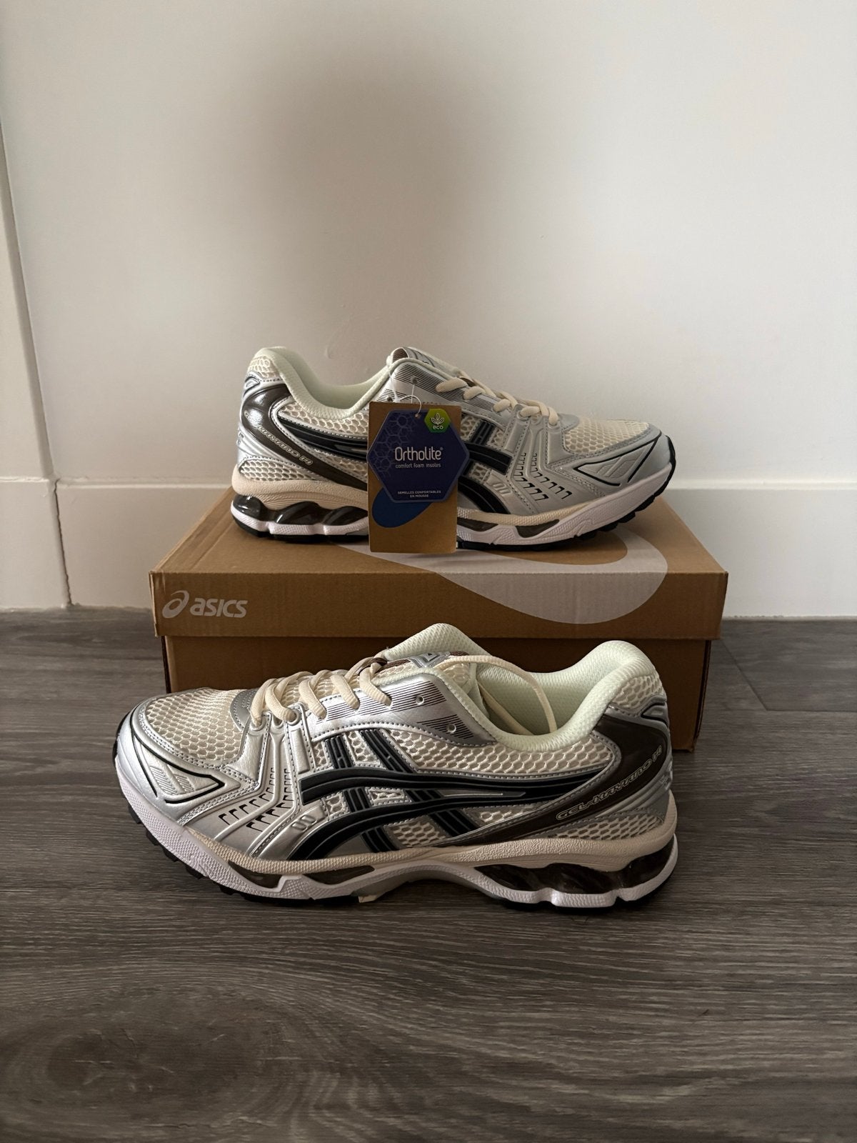 ASICS Gel-Kayano 14 Cream Black Metallic Plum EU 44, Kleding | Heren, Schoenen, Overige kleuren, Nieuw, Ophalen of Verzenden, Sneakers of Gympen
