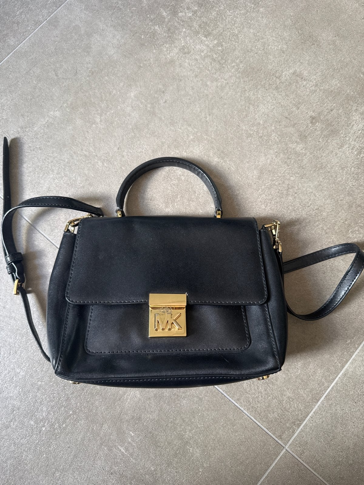 Michael Kors Handtas Zwart - Lichte Beschadiging Voorkant, Ophalen of Verzenden, Gebruikt, Zwart, Handtas