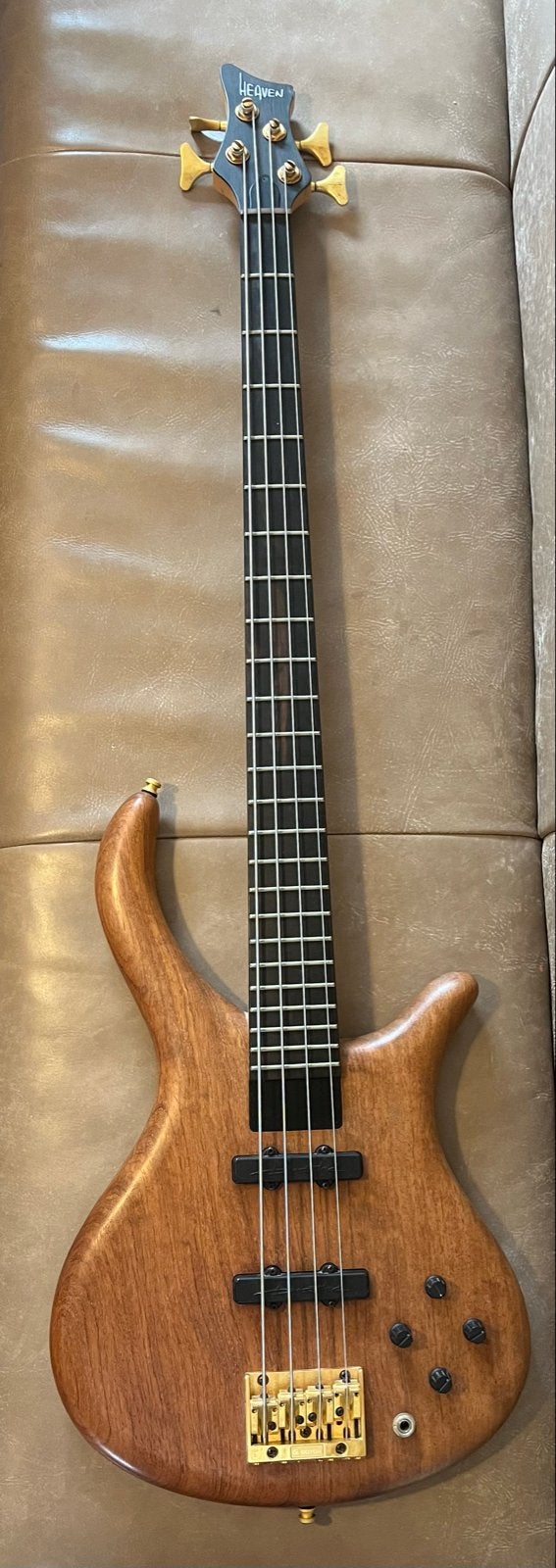 Heaven basgitaar - Handgemaakt in Duitsland, Ophalen, Gebruikt, Elektrisch