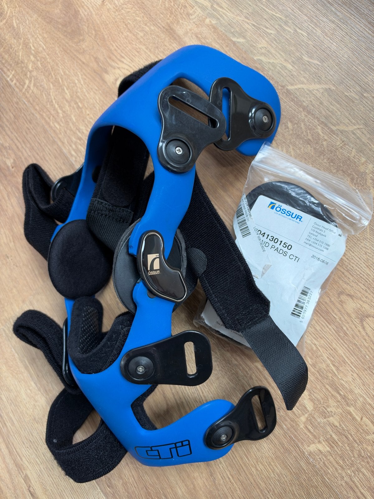 Knie brace Ossur cti, Ophalen of Verzenden, Zo goed als nieuw
