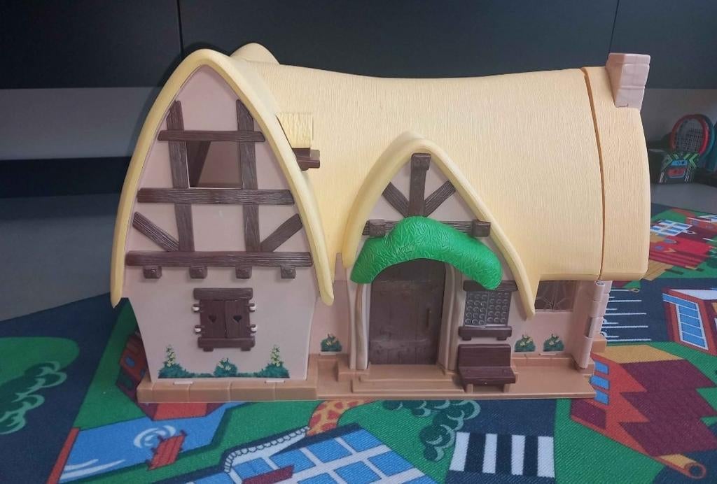 Sneeuwwitje poppenhuis, Ophalen, Poppenhuis