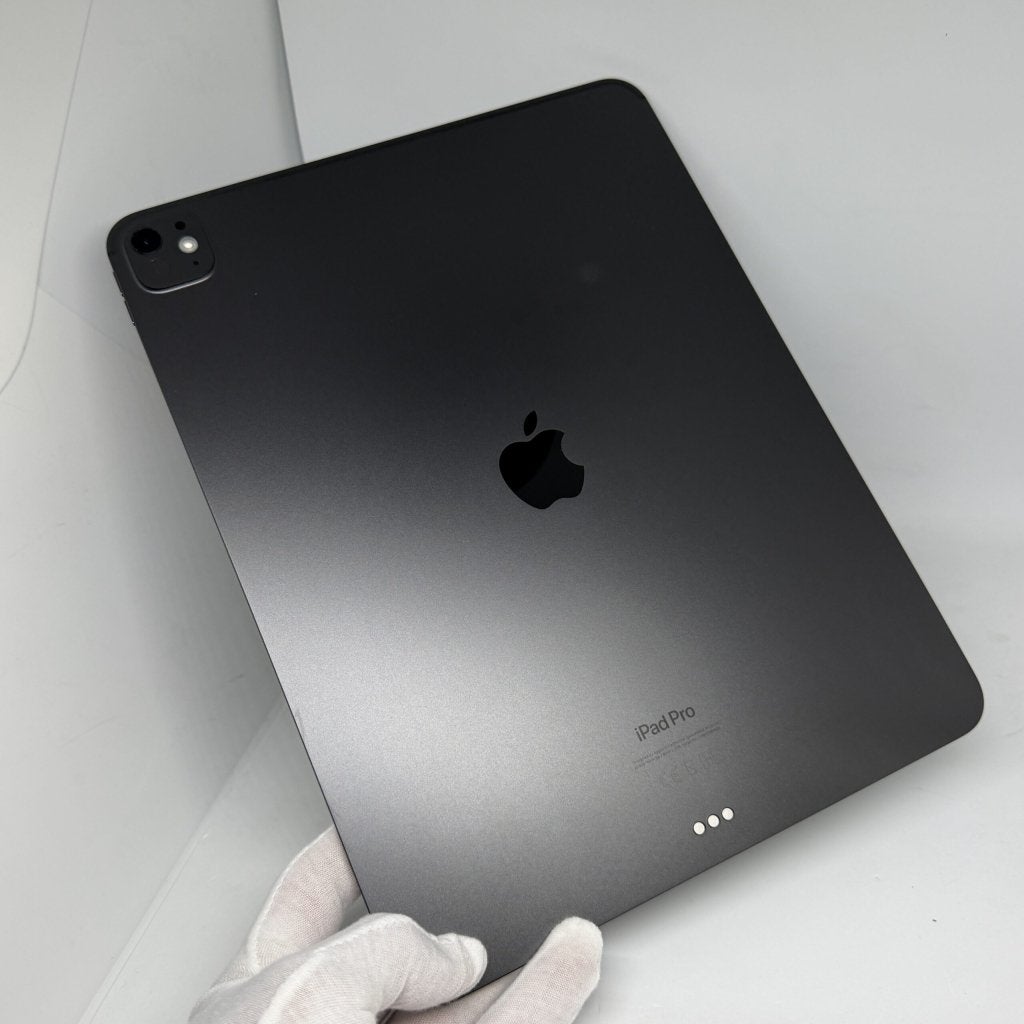 iPad Pro 13 inch M4 256GB grijs /krasvrij /100% batt /garant, Apple, Zo goed als nieuw, Support@apple.com, Apple Park Way, Cupertino, California