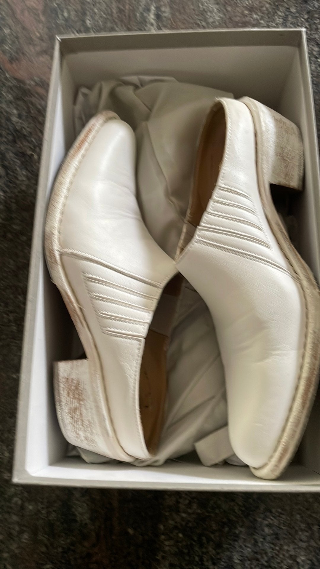 Moma schoenen maat 40 zgan, Kleding | Dames, Schoenen, Ophalen of Verzenden, Zo goed als nieuw, Wit, Instappers