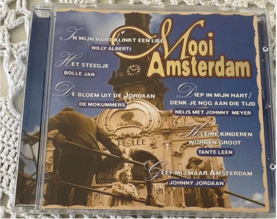 CD Mooi Amsterdam, Ophalen of Verzenden, Zo goed als nieuw, Levenslied of Smartlap