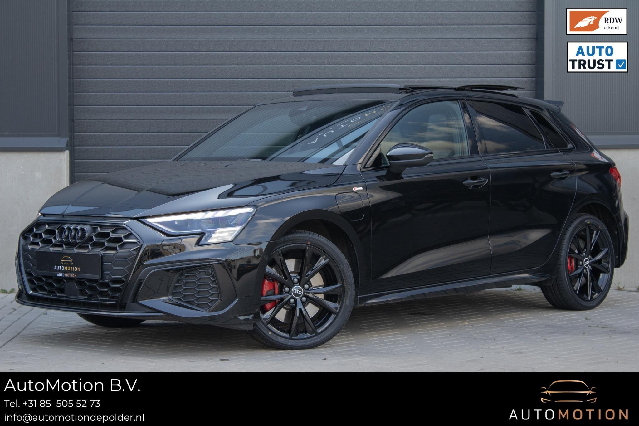Audi A3 Sportback 45 TFSIe Sline Competition PANO MATRIX MAX
