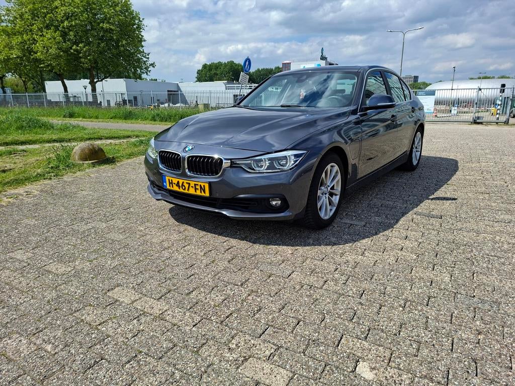 BMW 3-Serie 330e 252pk VEEL OPTIES!!, Auto's, Automaat, 1998 cc, Achterwielaandrijving, Skiluik