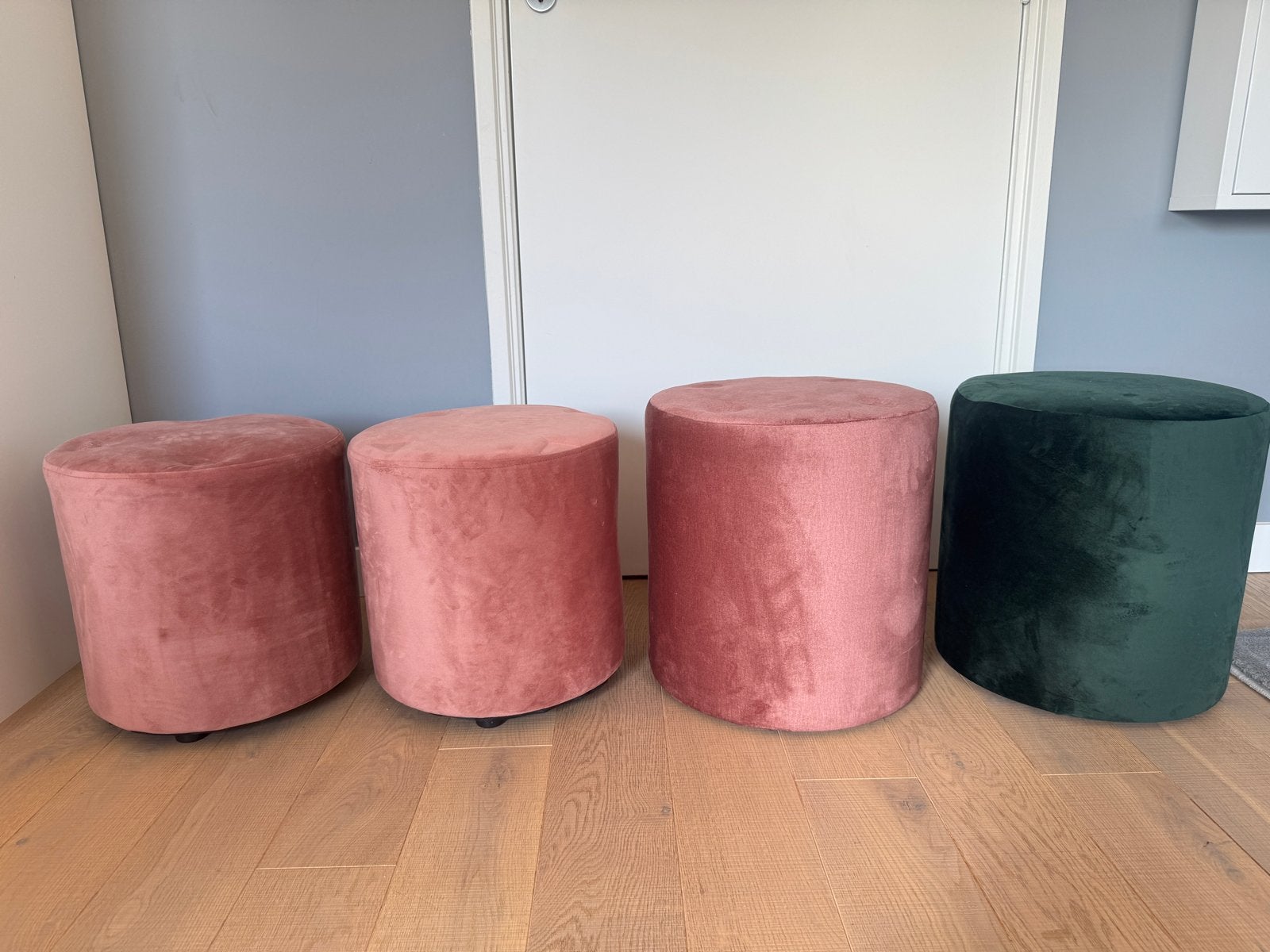 Fluwelen poef - Roze en Donkergroen, Ophalen, Minder dan 50 cm, Rond, Nieuw