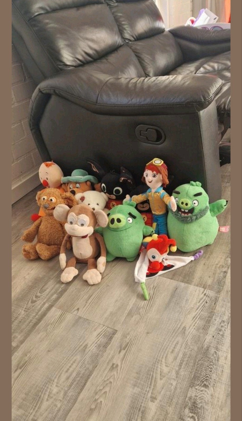 Diverse knuffels: Bing, Angry Birds, Bollo, Woezel & Pip, Met geluid, Ophalen of Verzenden, Klein (minder dan 20 cm), Aap