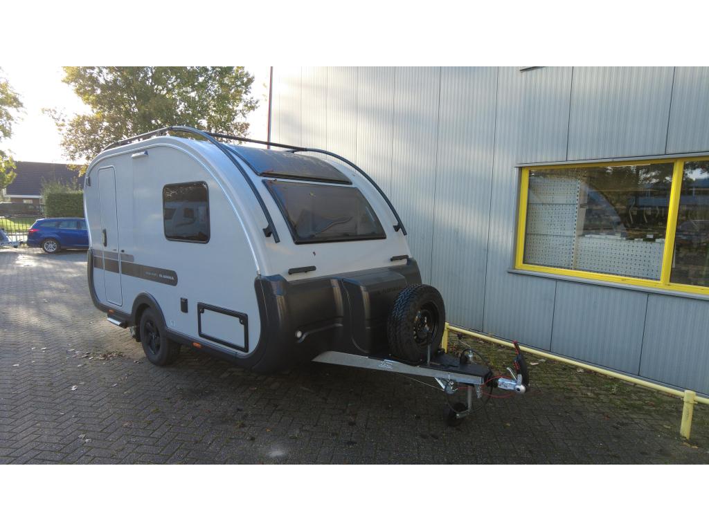 Adria Action Sport 391 LH Model 2026, Caravans en Kamperen, Overige typen, Schokbreker, Tot en met 2, Bedrijf