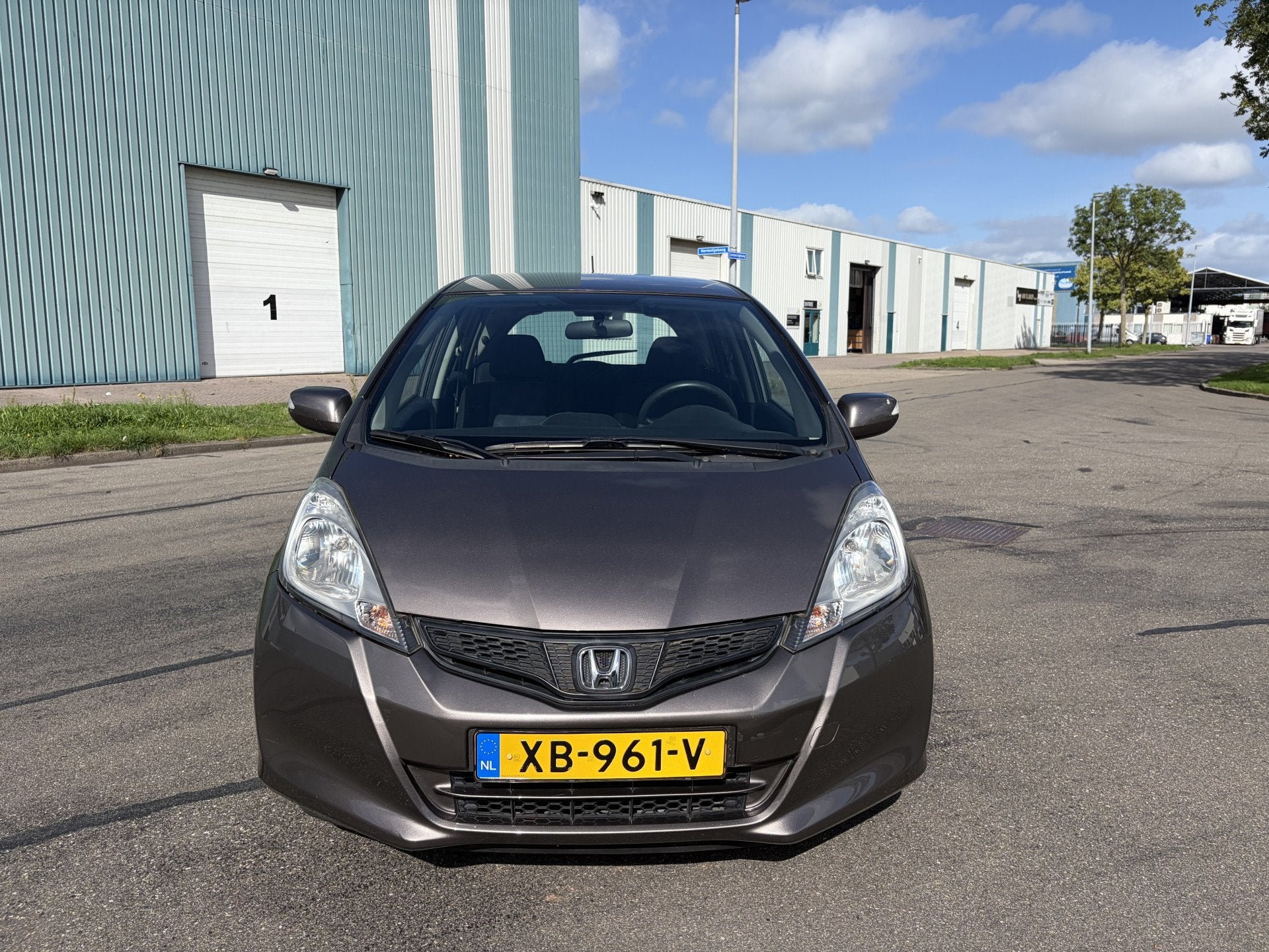 Honda Jazz 1.4-16 Trend Automaat 100 PK. Onverwoestbare auto, Auto's, Euro 5, Gebruikt, 4 cilinders, Bruin