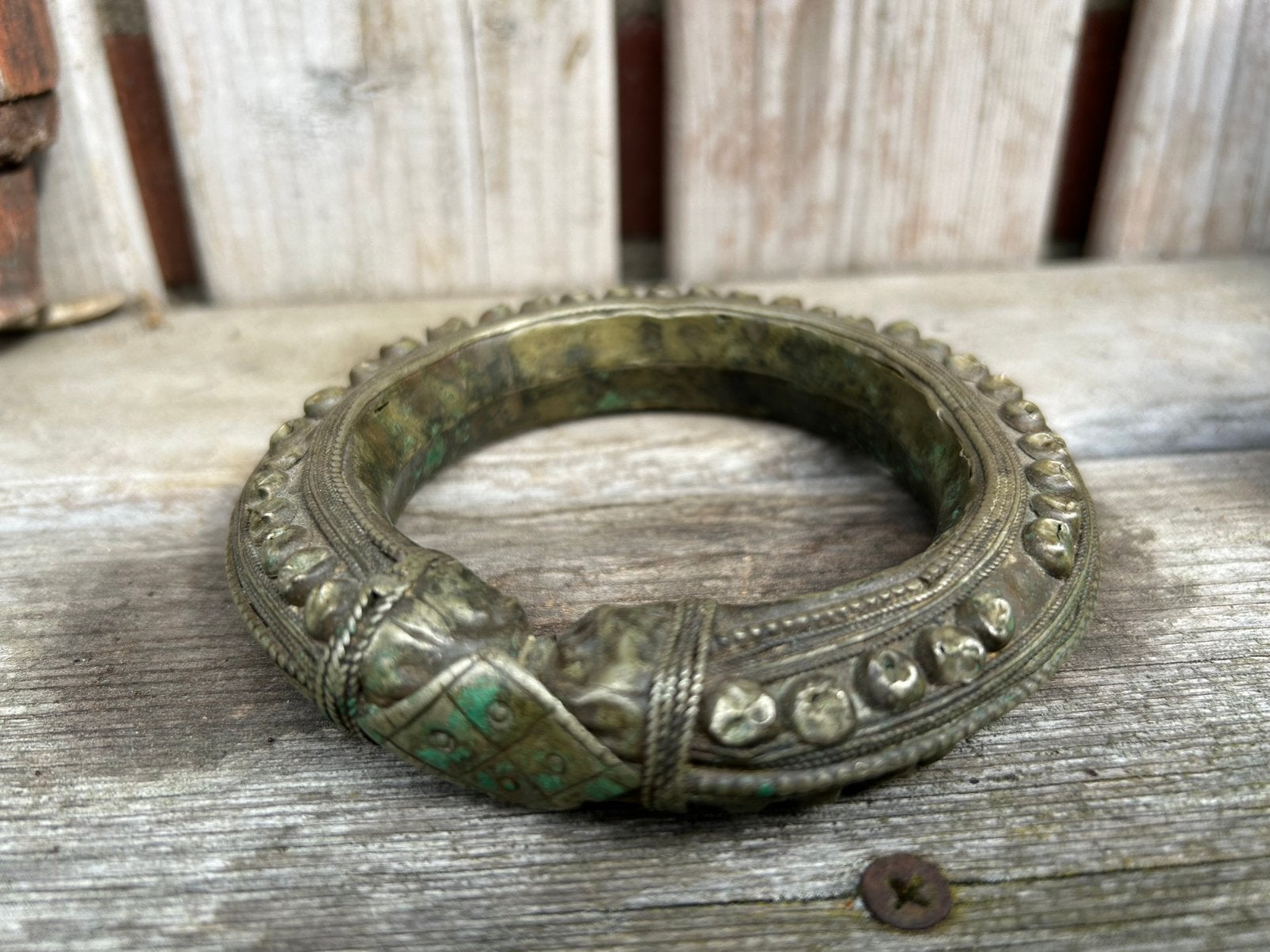 Prachtig antieke Indiase armband mooi bewerkt., Ophalen of Verzenden, Overige materialen, Armband