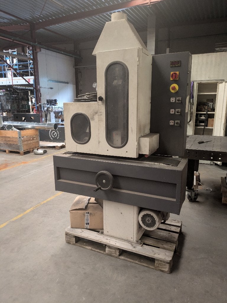Schuur - Slijpmachine T 200 K B Vangroenweghe / VG Machines, Ophalen, Gebruikt, 1200 watt of meer, Bandschuurmachine