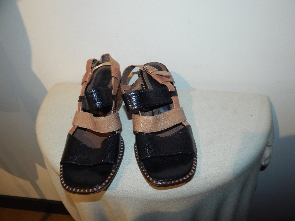 Marni leren sandalen groffe hak natuurtinten Als Nieuw 38, Overige kleuren, Verzenden, Sandalen of Muiltjes, Zo goed als nieuw