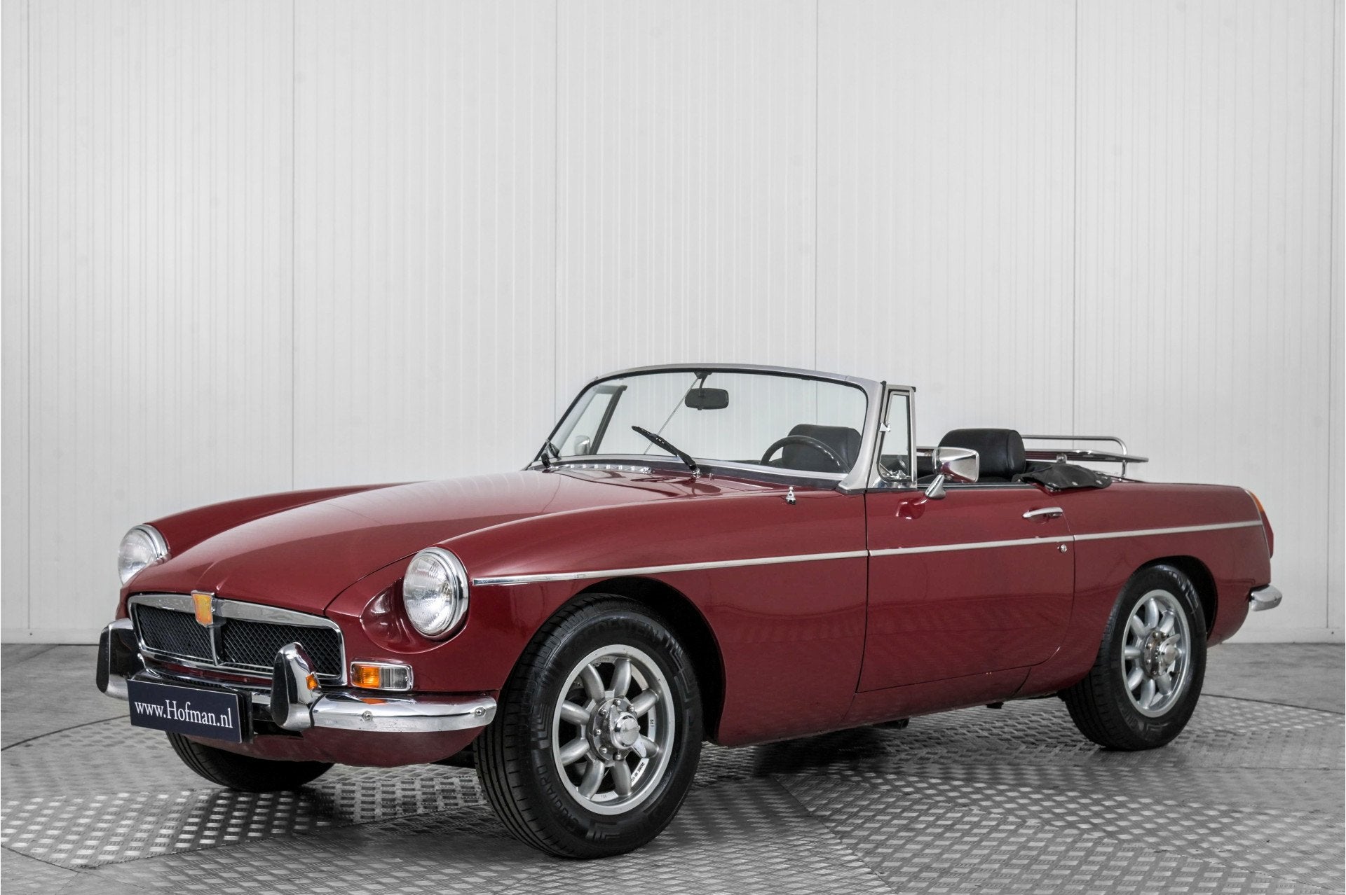 MG B MGB metal dash overdrive . (bj 1973)