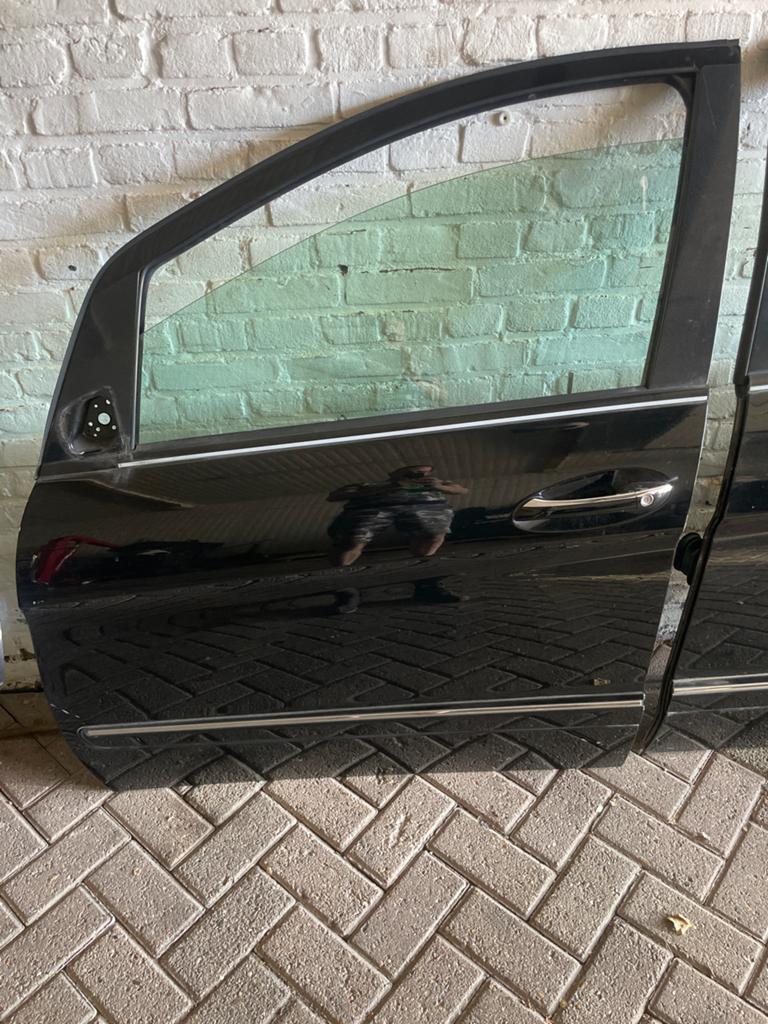 Deur links voor.Mercedes B-Klasse W245 kleurnr:191, Gebruikt, Deur, Mercedes-Benz, Voor