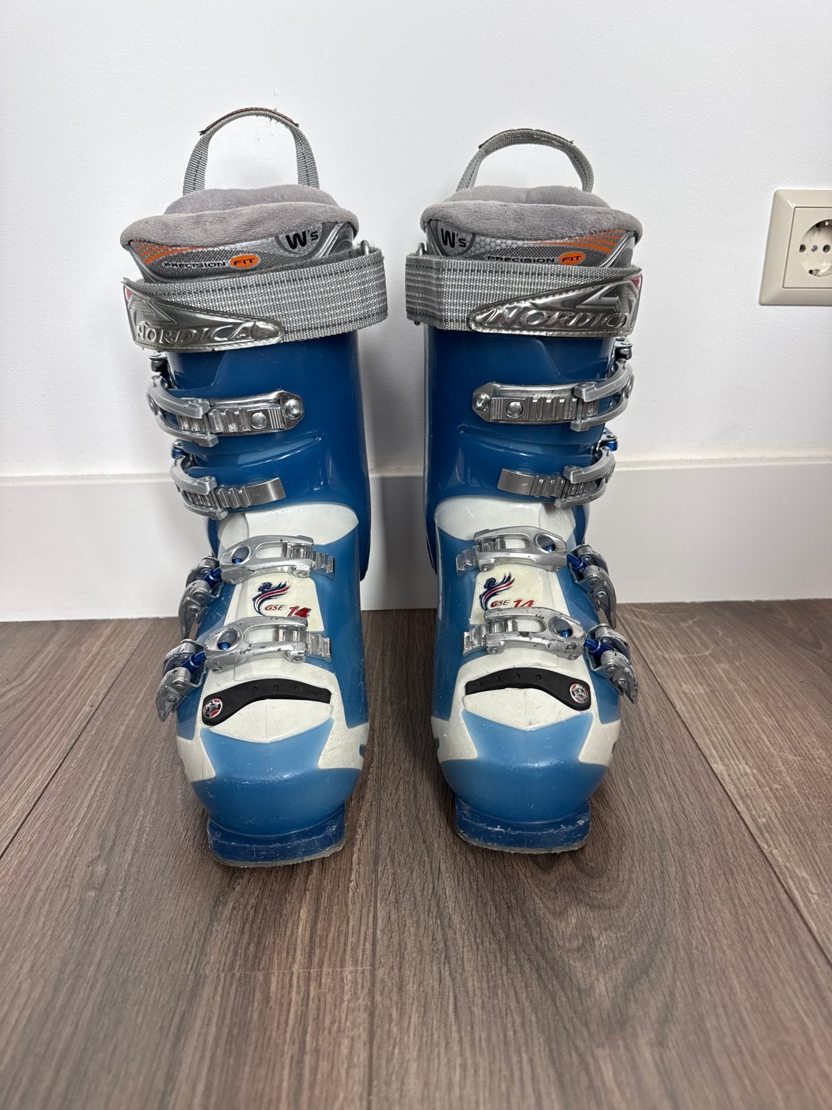 Nordica Skischoenen - Maat 250-255 (293 mm), Sport en Fitness, Skiën en Langlaufen, Gebruikt, Schoenen, Ophalen of Verzenden, Nordica